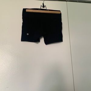 Black / Hot pink lulu booty shorts (reversible)